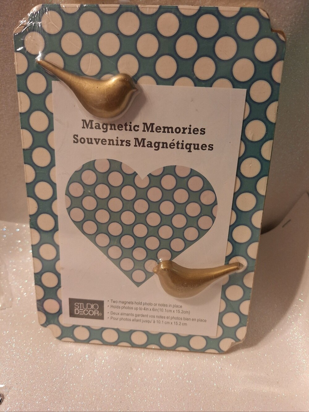 Magnetic Bird Blue and White Picture Frame - 4x6  New